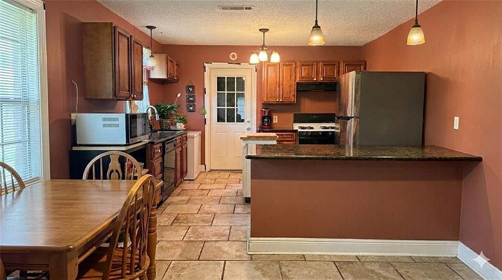 1210 Fairway Dr Kenner, LA 70062 - Thumbnail 3