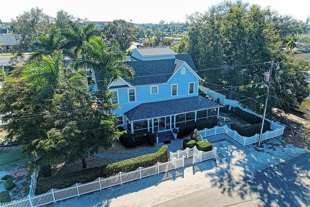 1315 15th Ave W Bradenton, FL 34205 - Thumbnail 3