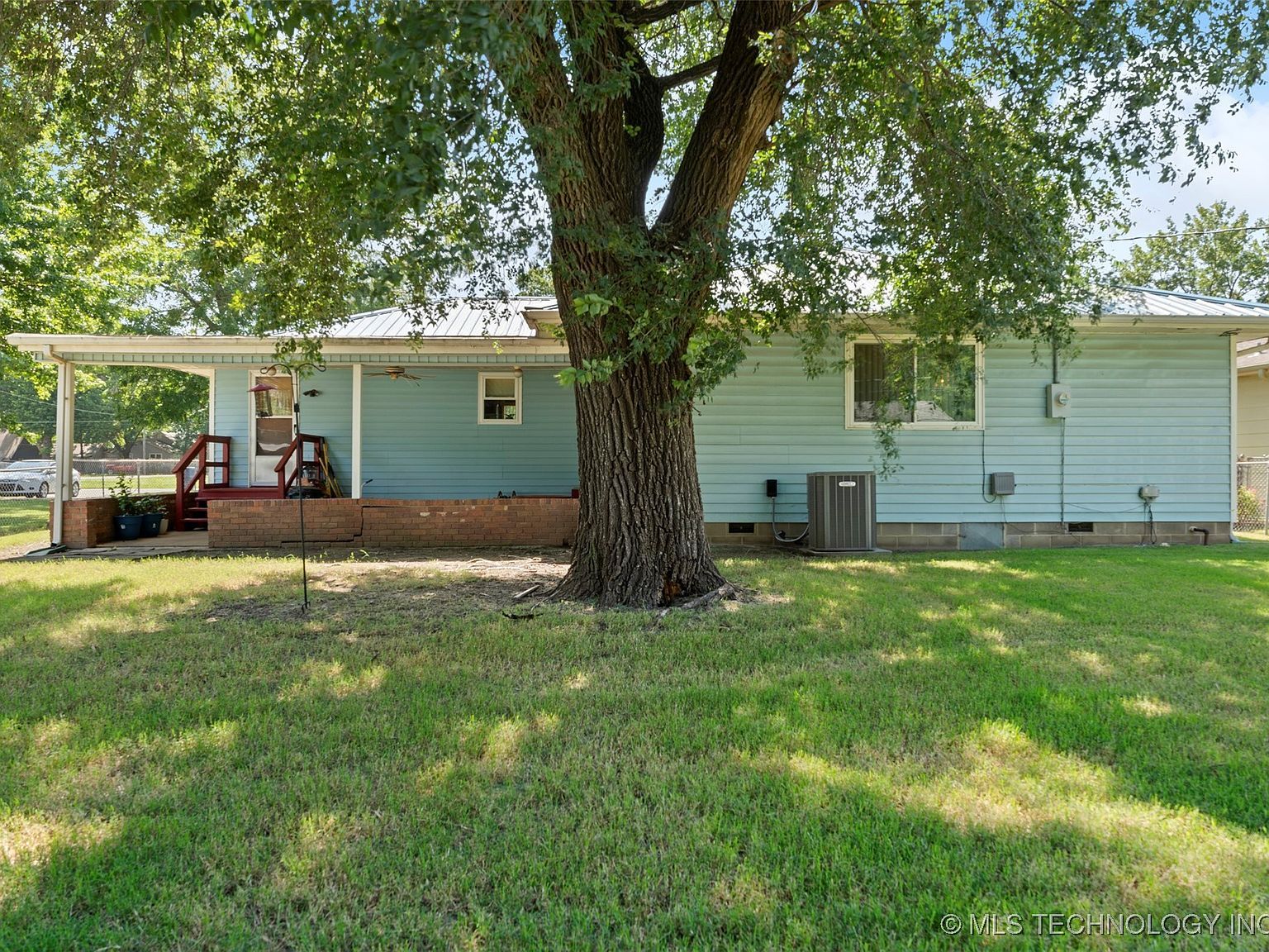 507 S Thompson St Vinita, OK 74301 - Thumbnail 3