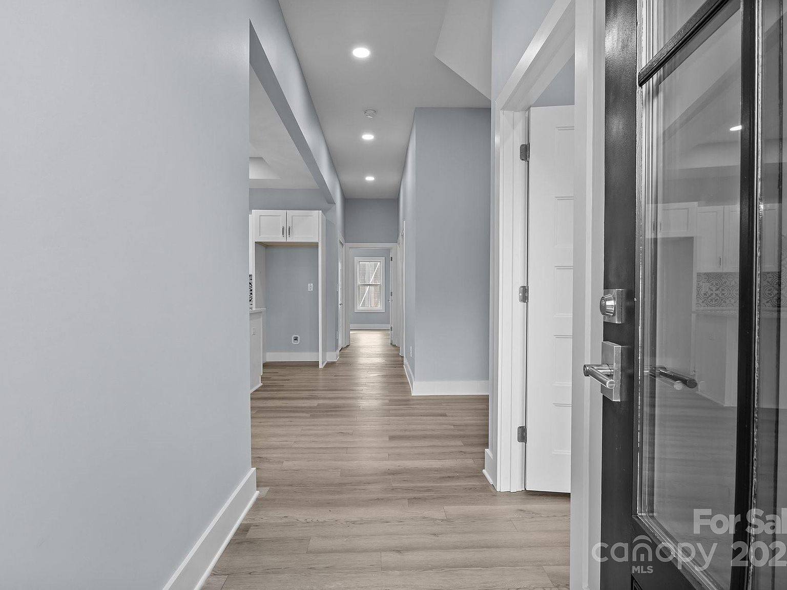 913 Wilson W Lee Blvd Statesville, NC 28677 - Thumbnail 3