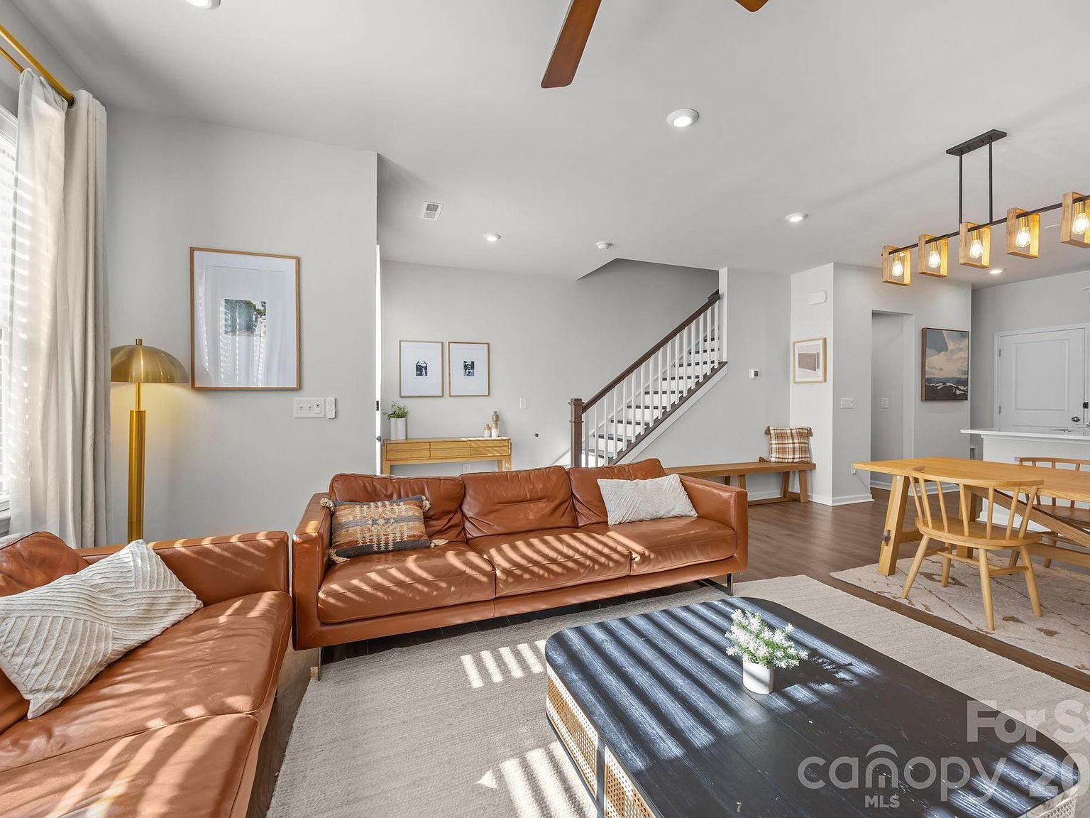 915 Kinsey Aly Charlotte, NC 28217 - Thumbnail 3