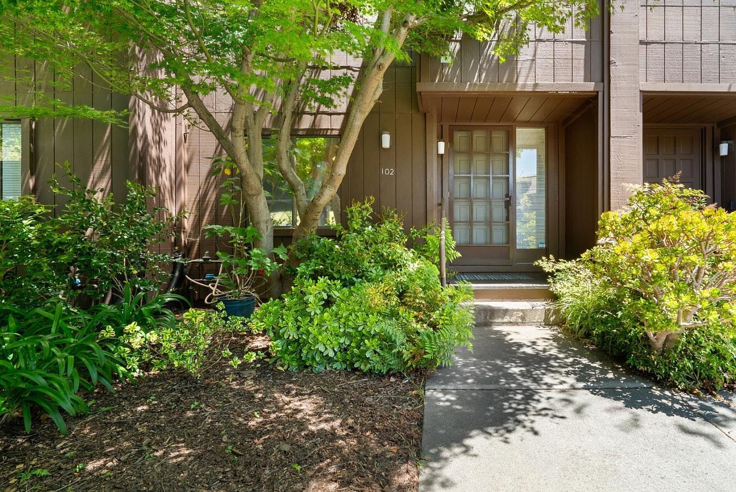 102 Tree Frog Ln Santa Cruz, CA 95060 - Thumbnail 3