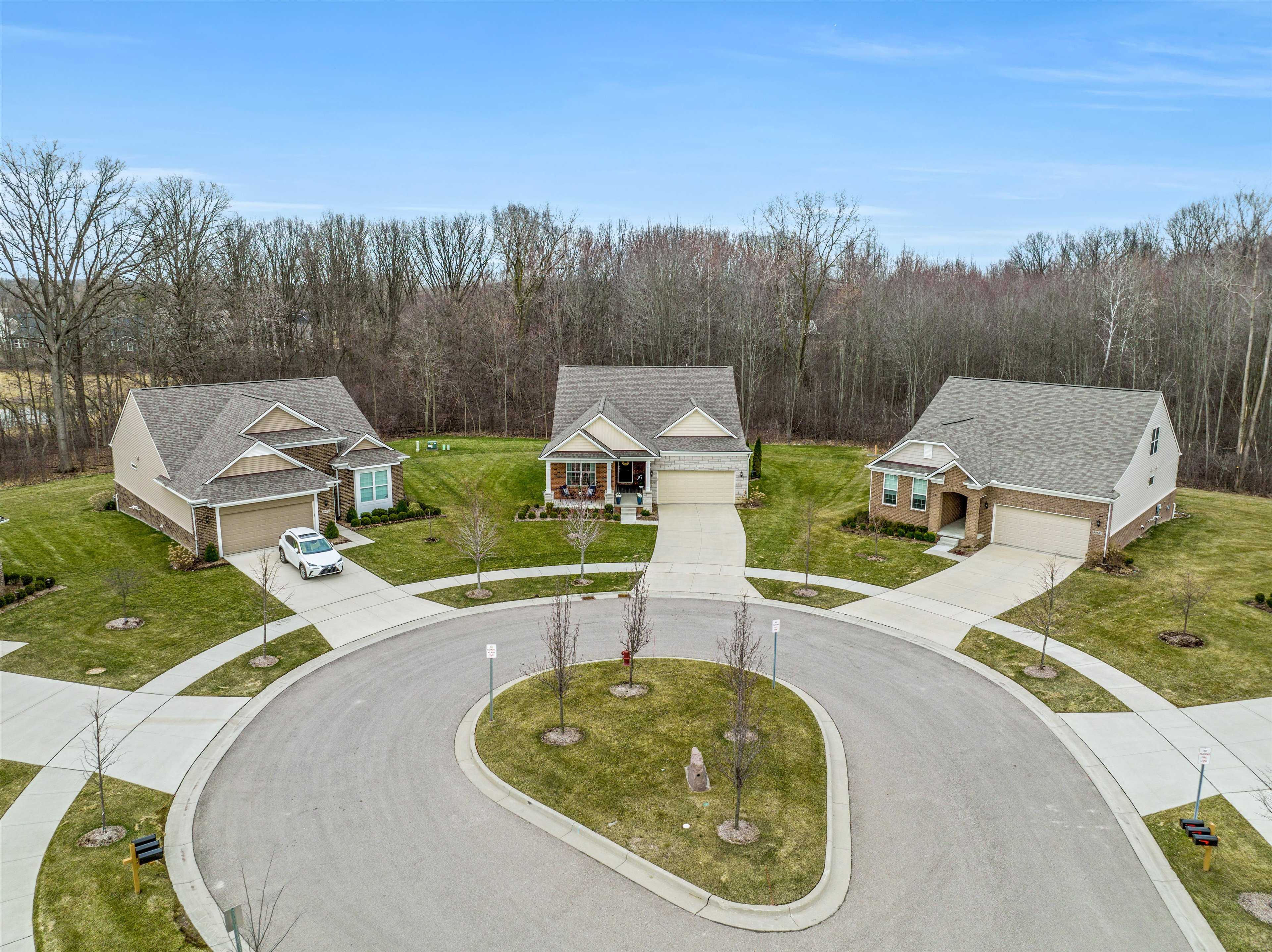 49828 Alden, Canton Twp, MI, 48188 - Thumbnail 3