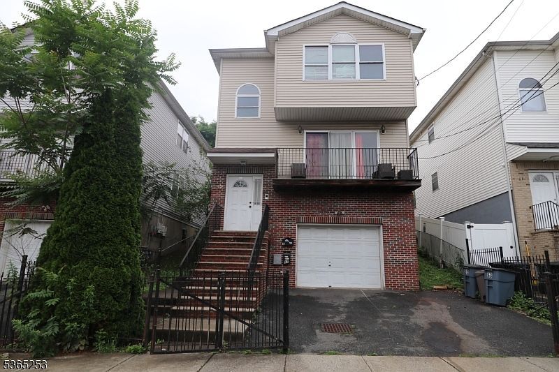 63-65 Milford Ave Newark, NJ 07108 | Multi Family