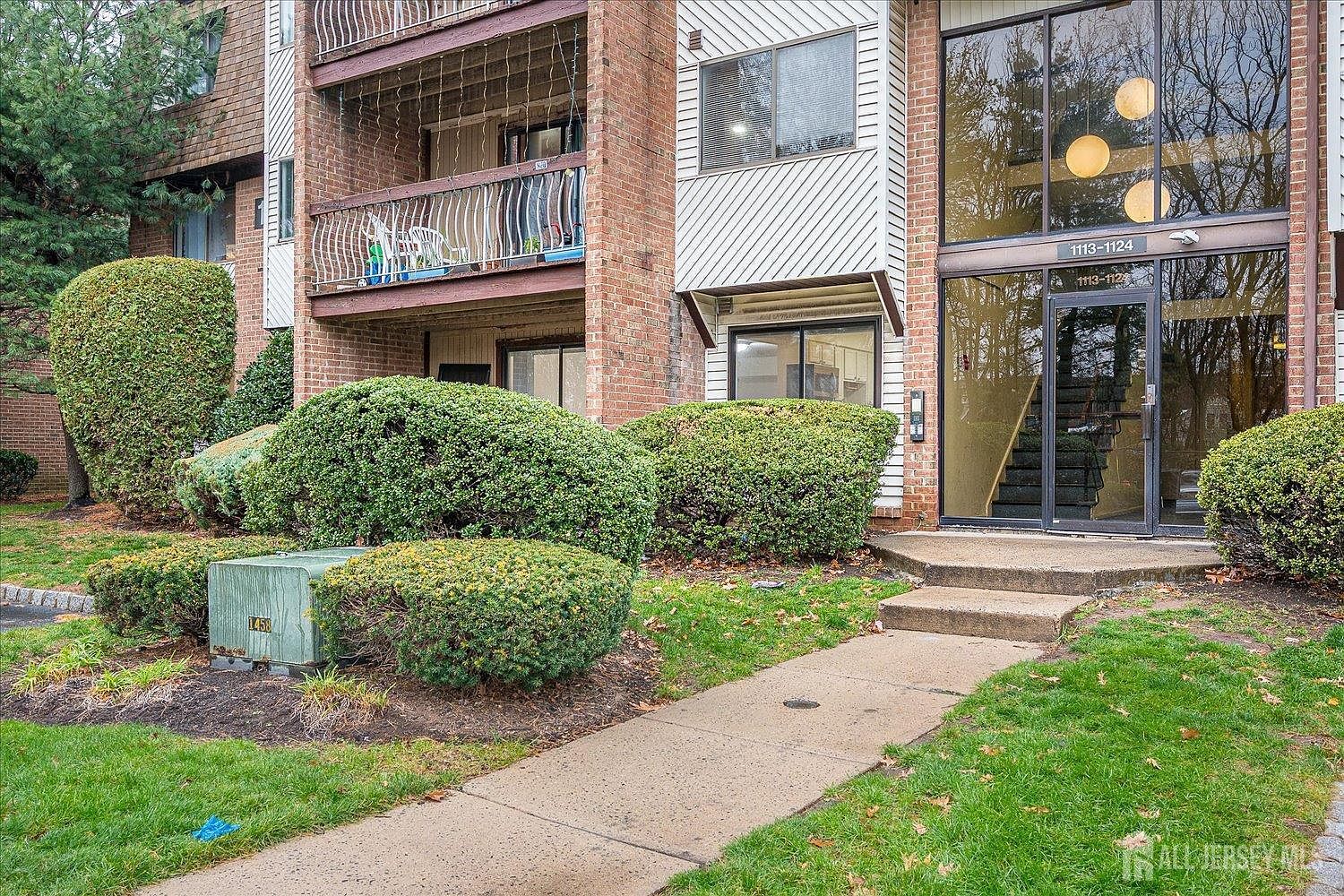 1116 Edison Glen Ter Edison, NJ 08837 - Thumbnail 3