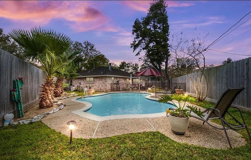 6022 Weeping Willow Rd Houston, TX 77092 - Thumbnail 3