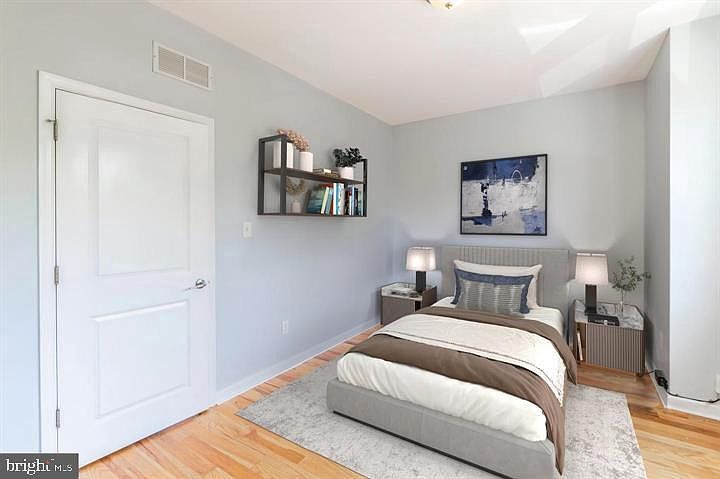 1133 W Colona St Philadelphia, PA 19133 - Thumbnail 3