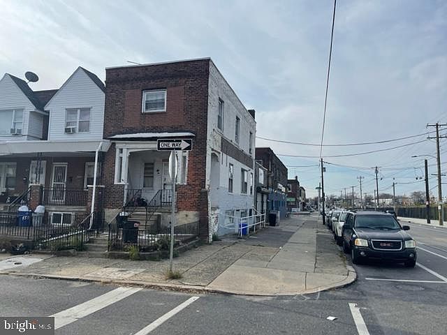 2500 S Hobson St Philadelphia, PA 19142 - Thumbnail 3