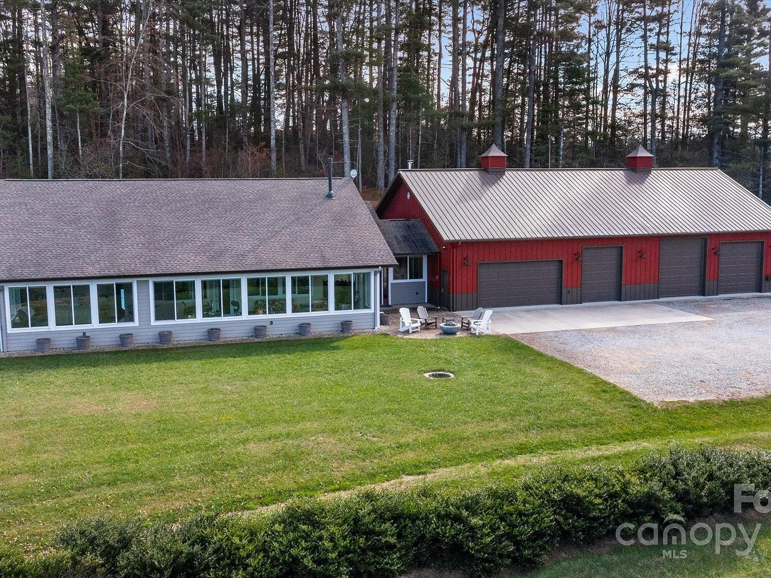 326 Golden Valley Dr Hendersonville, NC 28792 - Thumbnail 3