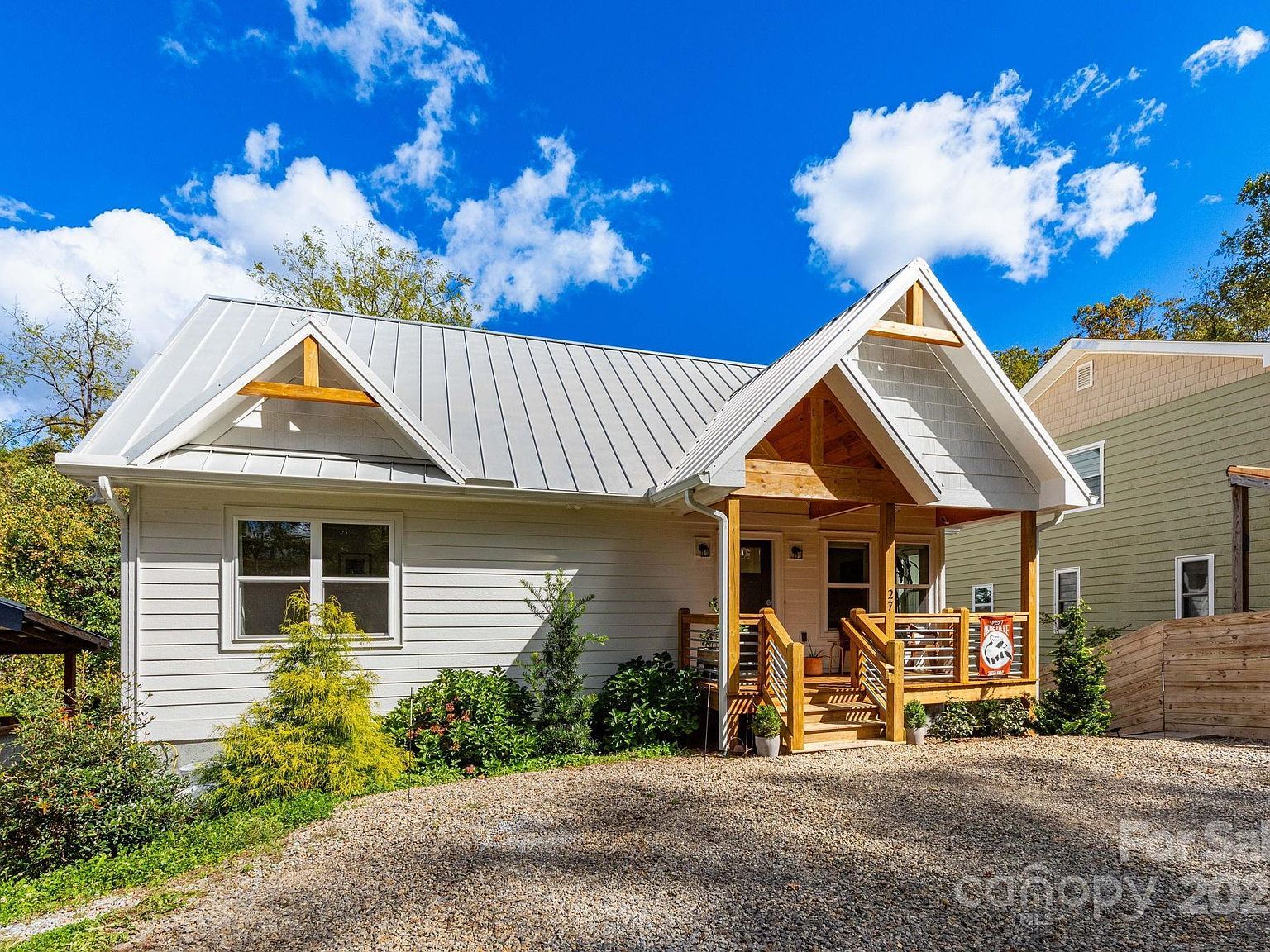 27 Ruslan Dr Asheville, NC 28806 - Thumbnail 3