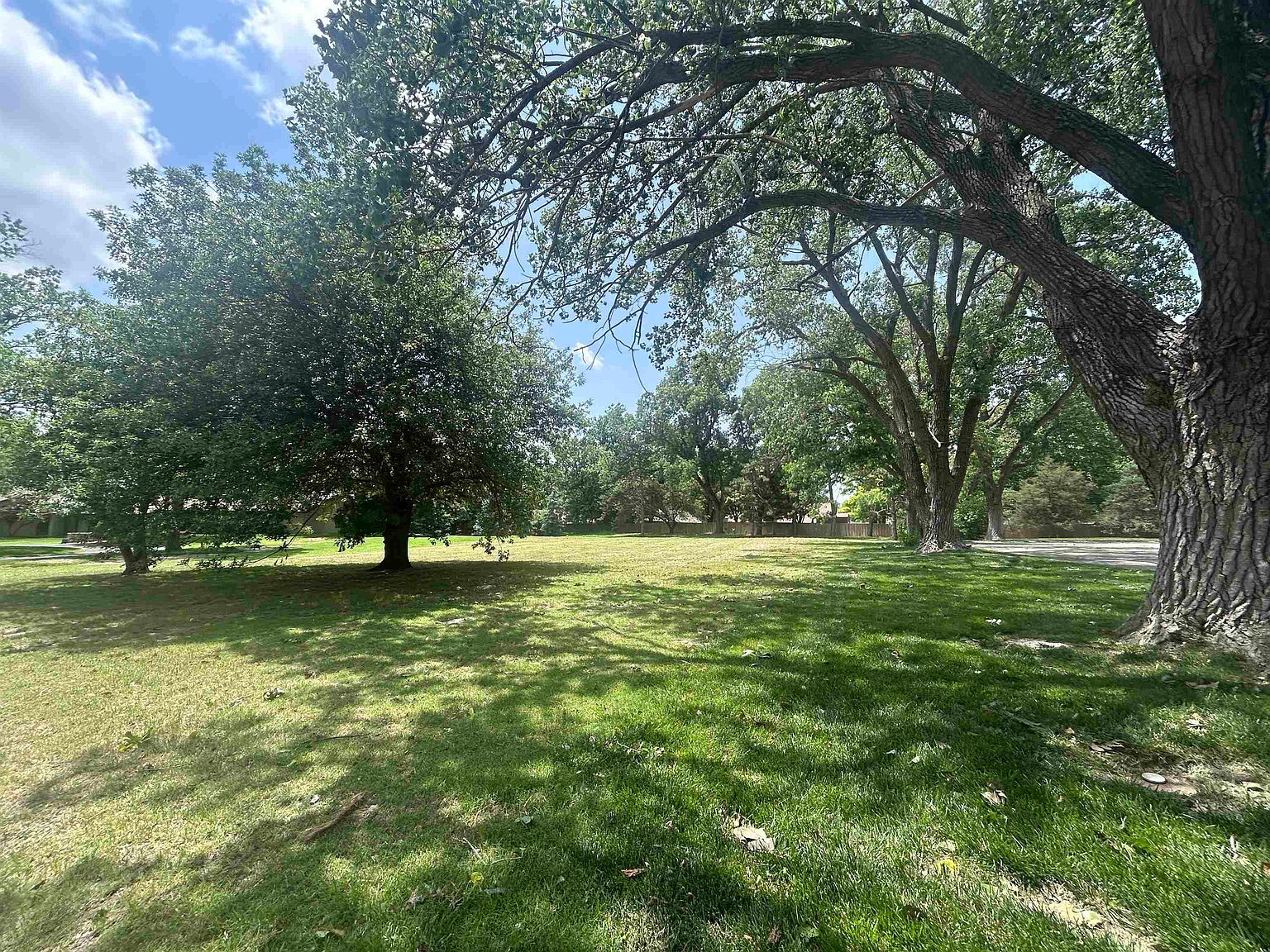 1510 Oakhill Cir Enid, OK 73703 - Thumbnail 3