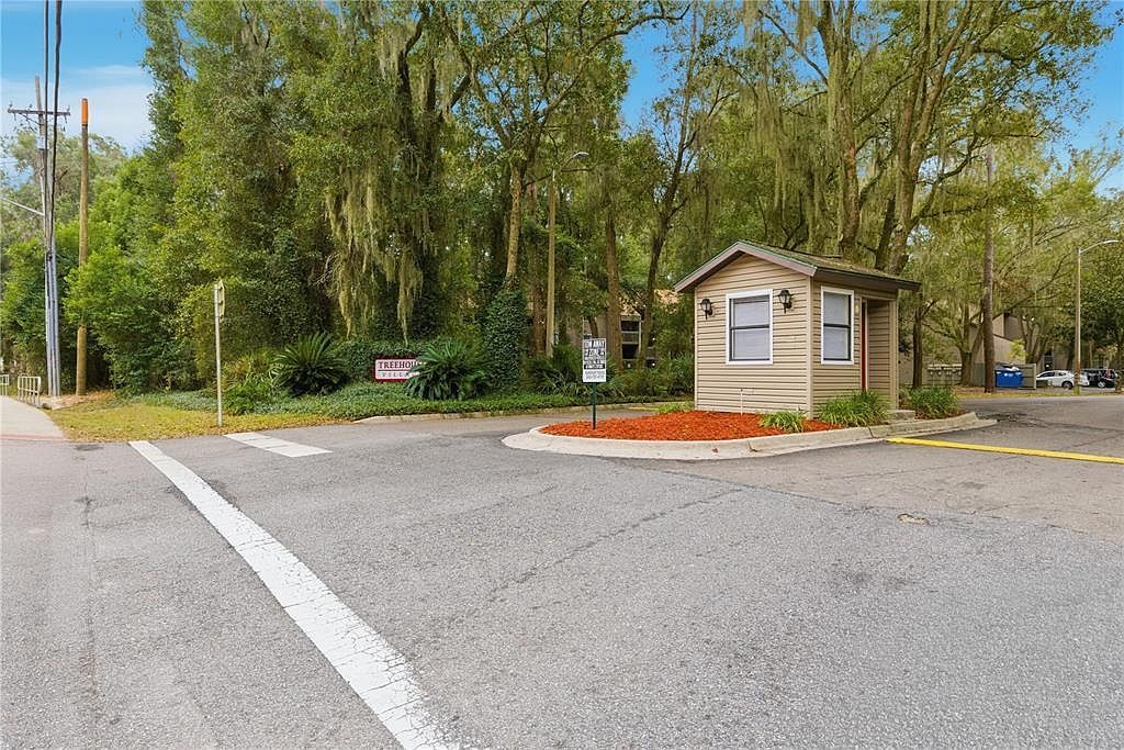 105 SE 16th Ave APT N101 Gainesville, FL 32601 - Thumbnail 3