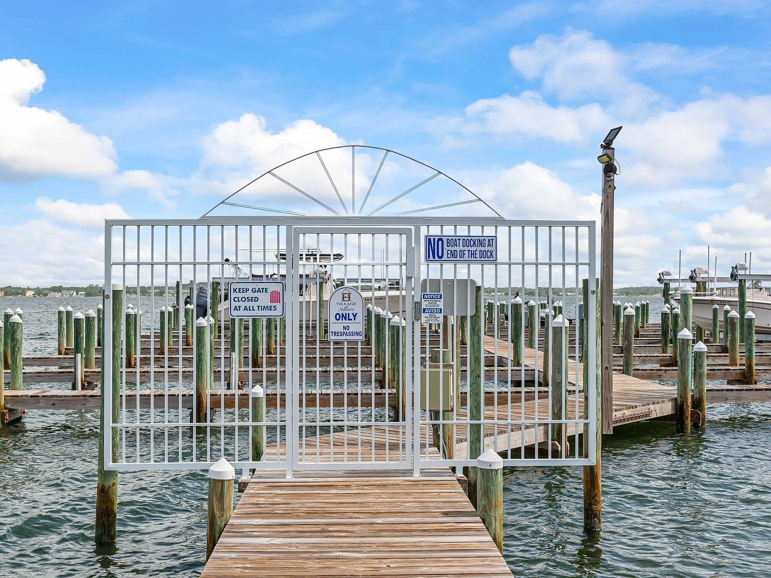 1418 Sonata Ct Navarre, FL 32566 - Thumbnail 3