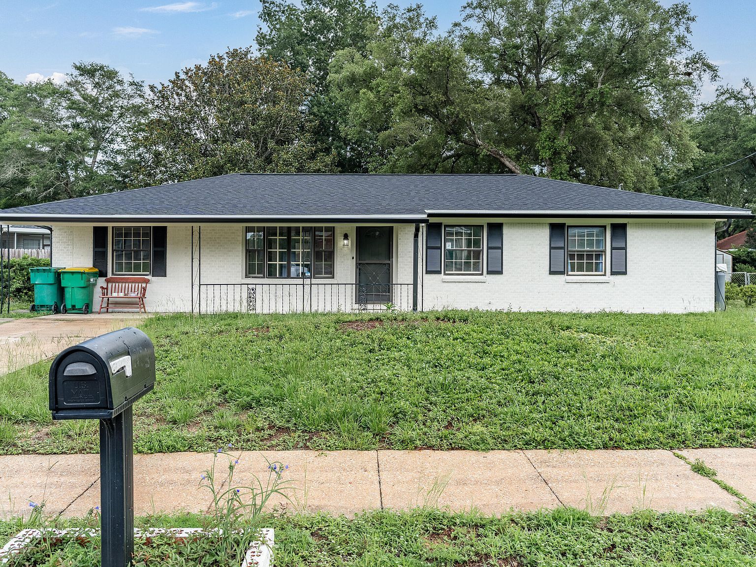 203 22nd St Niceville, FL 32578 - Thumbnail 3