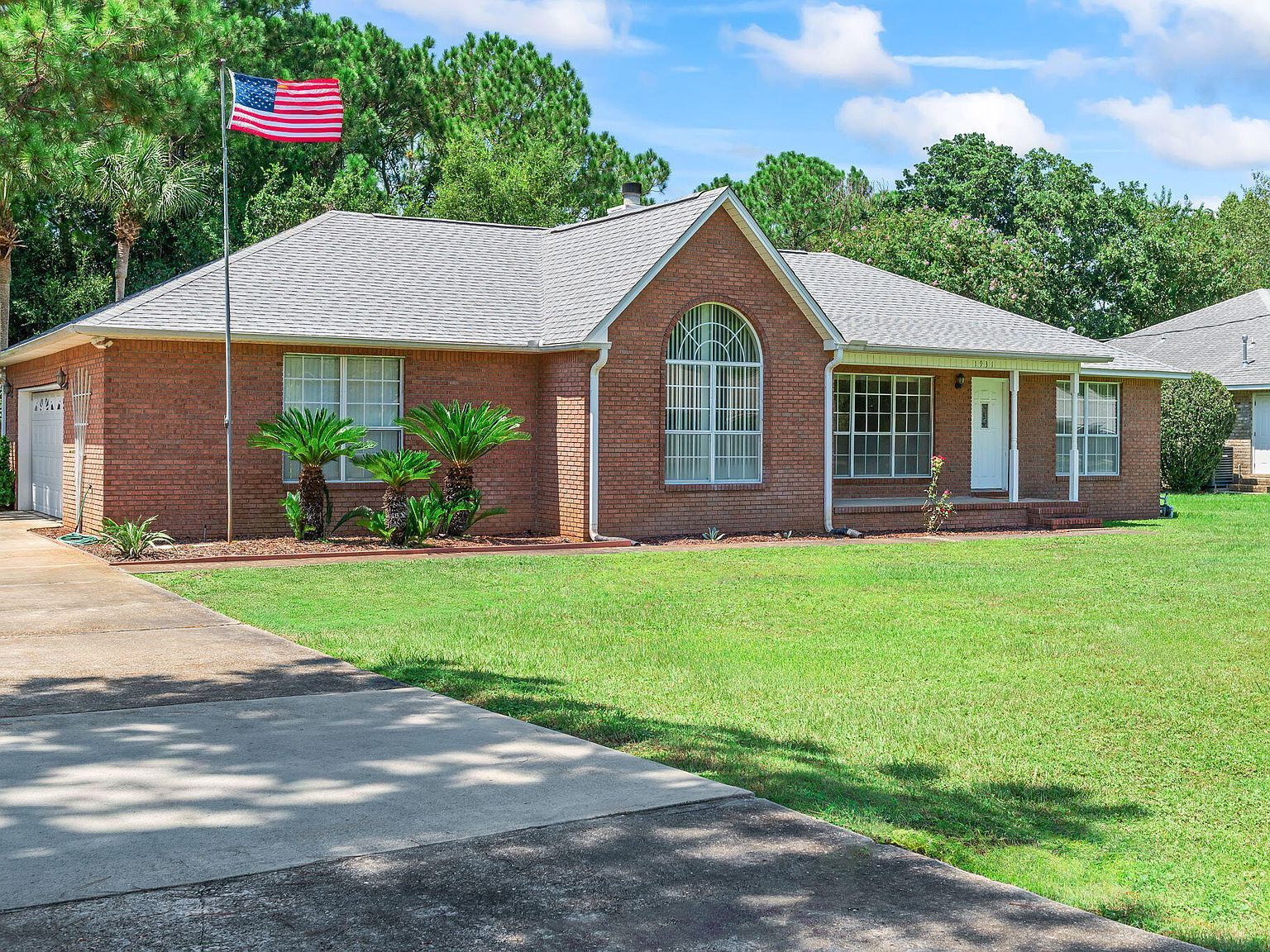 1931 Commodore Dr Navarre, FL 32566 - Thumbnail 3