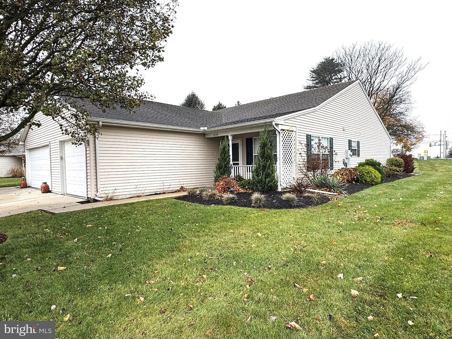 6746 Seneca Ridge Dr York, PA 17403 - Thumbnail 3