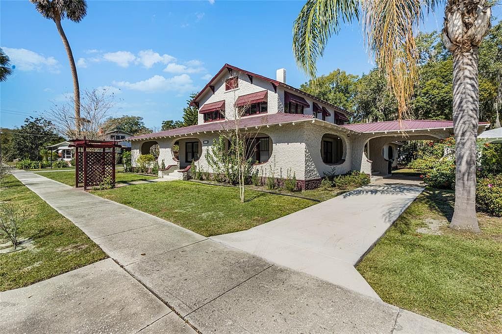 211 Cassady St Umatilla, FL 32784 - Thumbnail 3