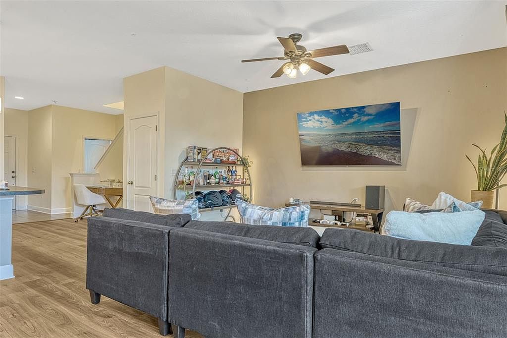 2631 River Landing Dr Sanford, FL 32771 - Thumbnail 3