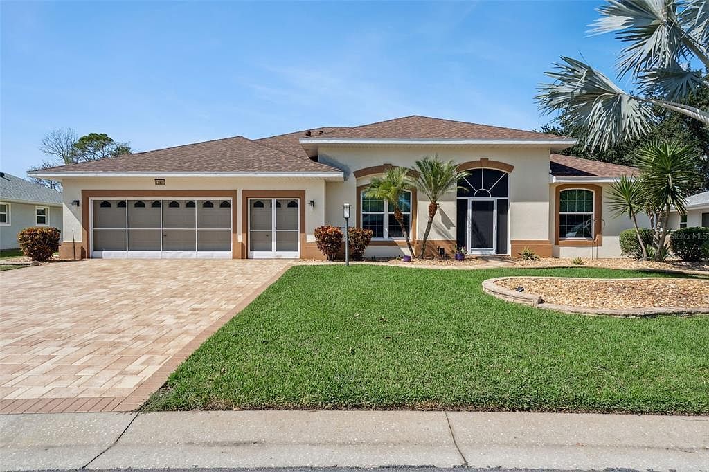 21937 King Alfred St Leesburg, FL 34748 - Thumbnail 3