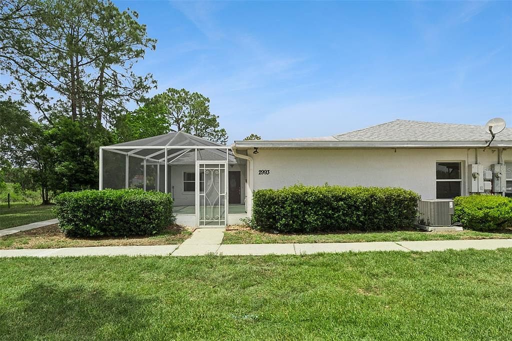 2993 Poplar Ave Leesburg, FL 34748 - Thumbnail 3