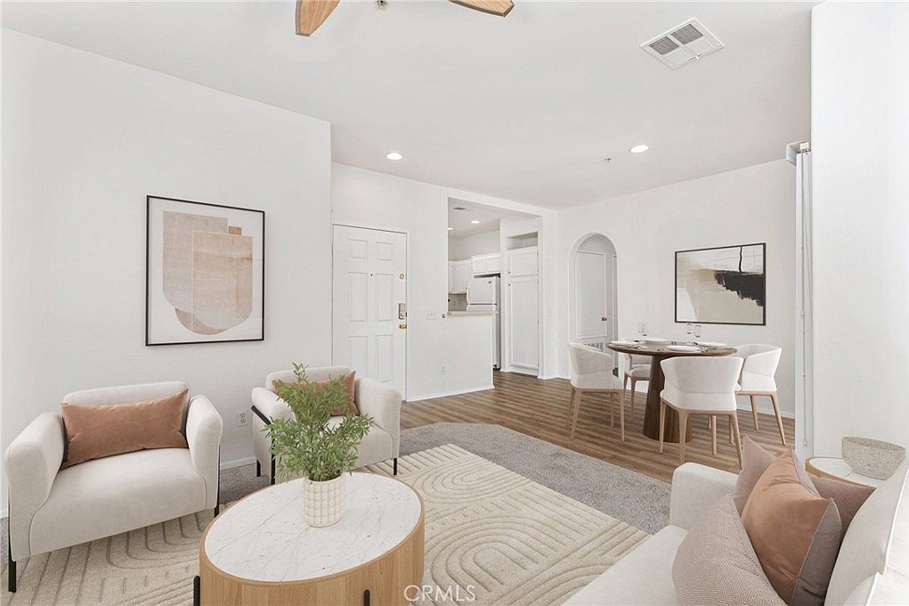 26390 Arboretum Way UNIT 3004 Murrieta, CA 92563 - Thumbnail 3