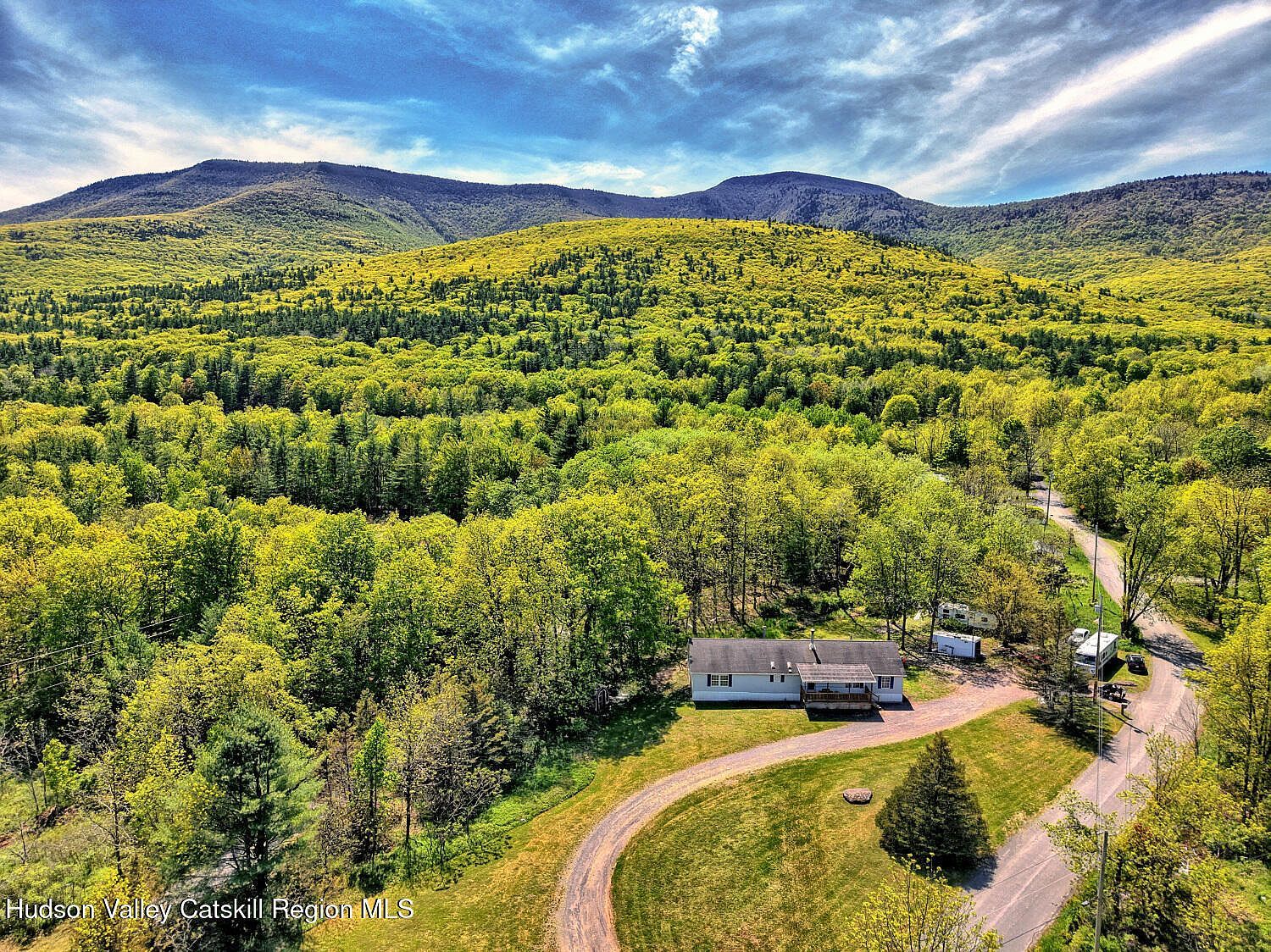 141 Jones Rd Round Top, NY 12473 - Thumbnail 3