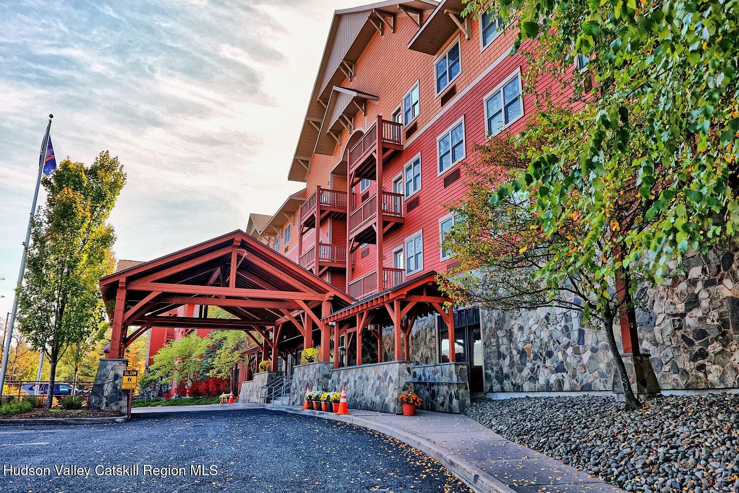 62 Liftside Dr APT 341 Hunter, NY 12442 - Thumbnail 3