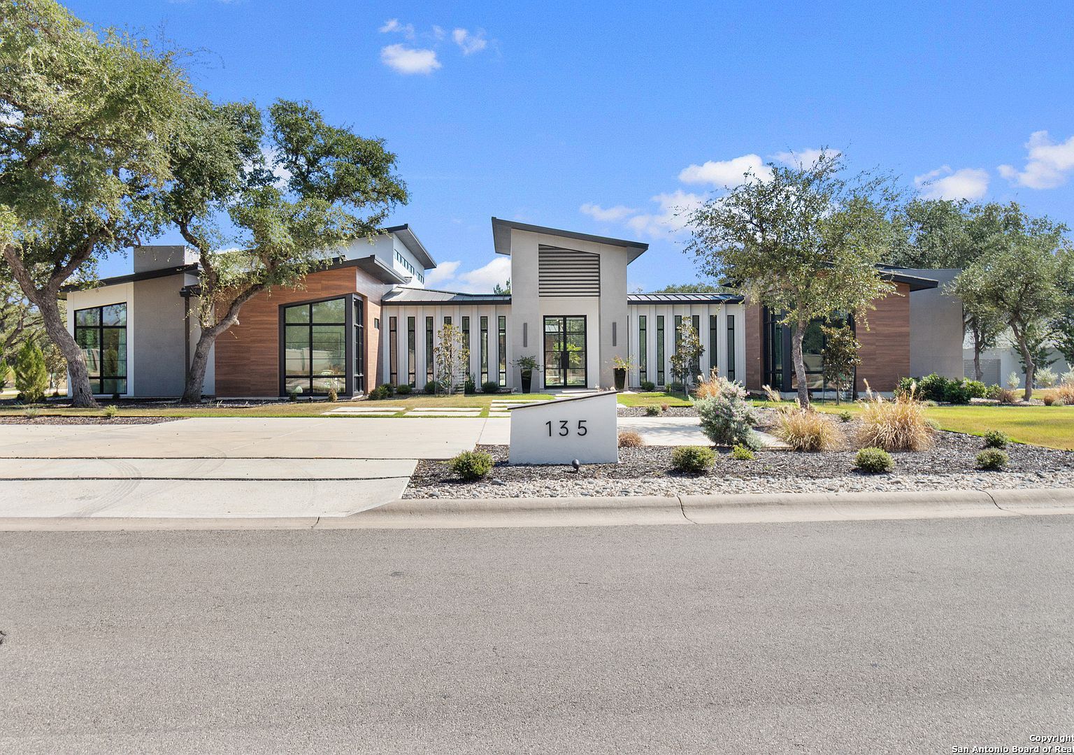 135 Whittingham Rd San Antonio, TX 78231 - Thumbnail 3