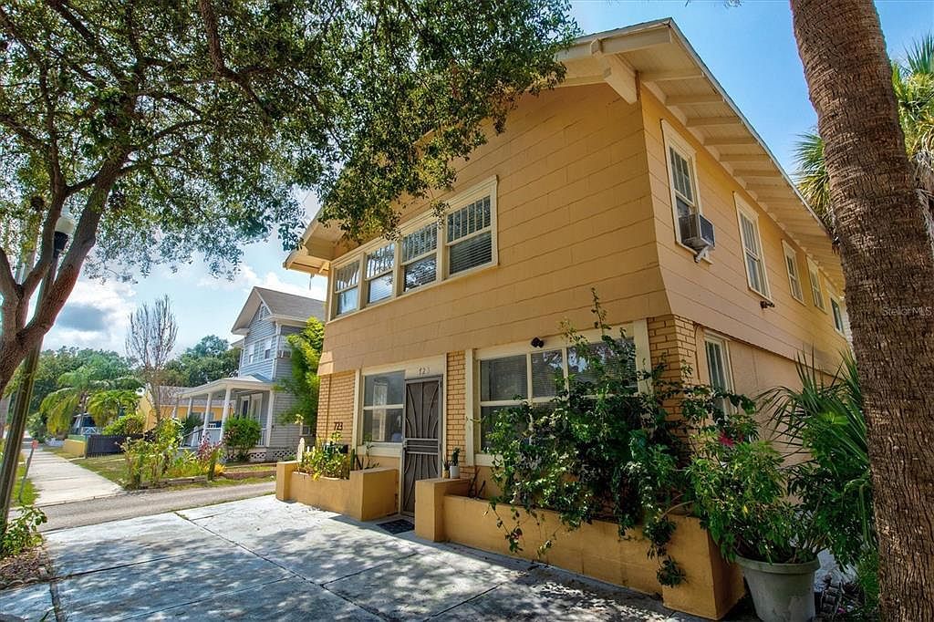 723 7th Ave N Saint Petersburg, FL 33701 - Thumbnail 3