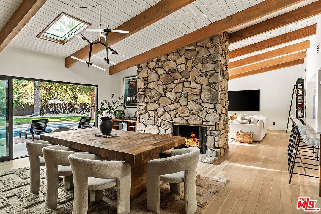 5831 Elba Pl Woodland Hills, CA 91367 - Thumbnail 3