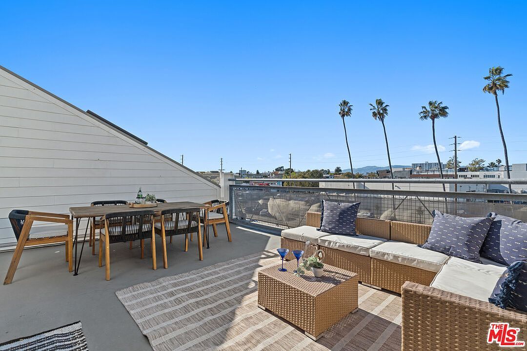 615 Hampton Dr UNIT A309 Venice, CA 90291 - Thumbnail 3