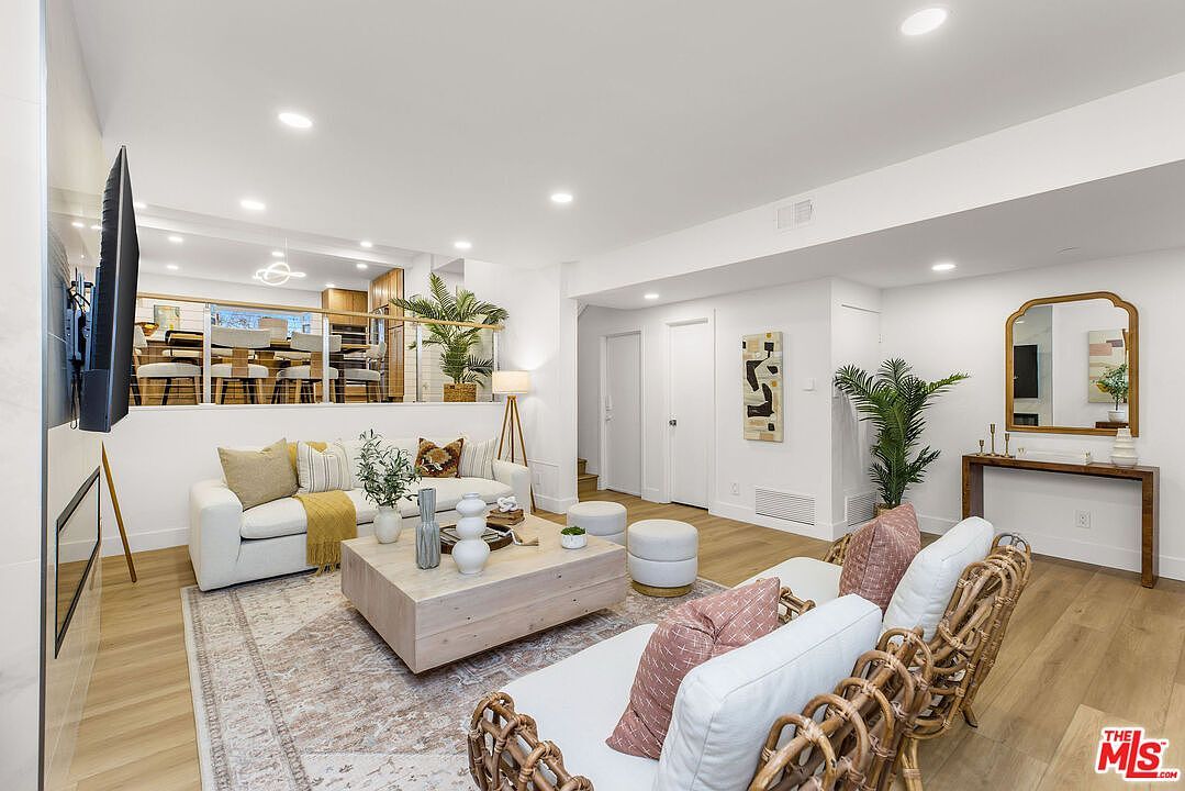 4804 S La Villa Marina #J Marina Del Rey, CA 90292 - Thumbnail 3