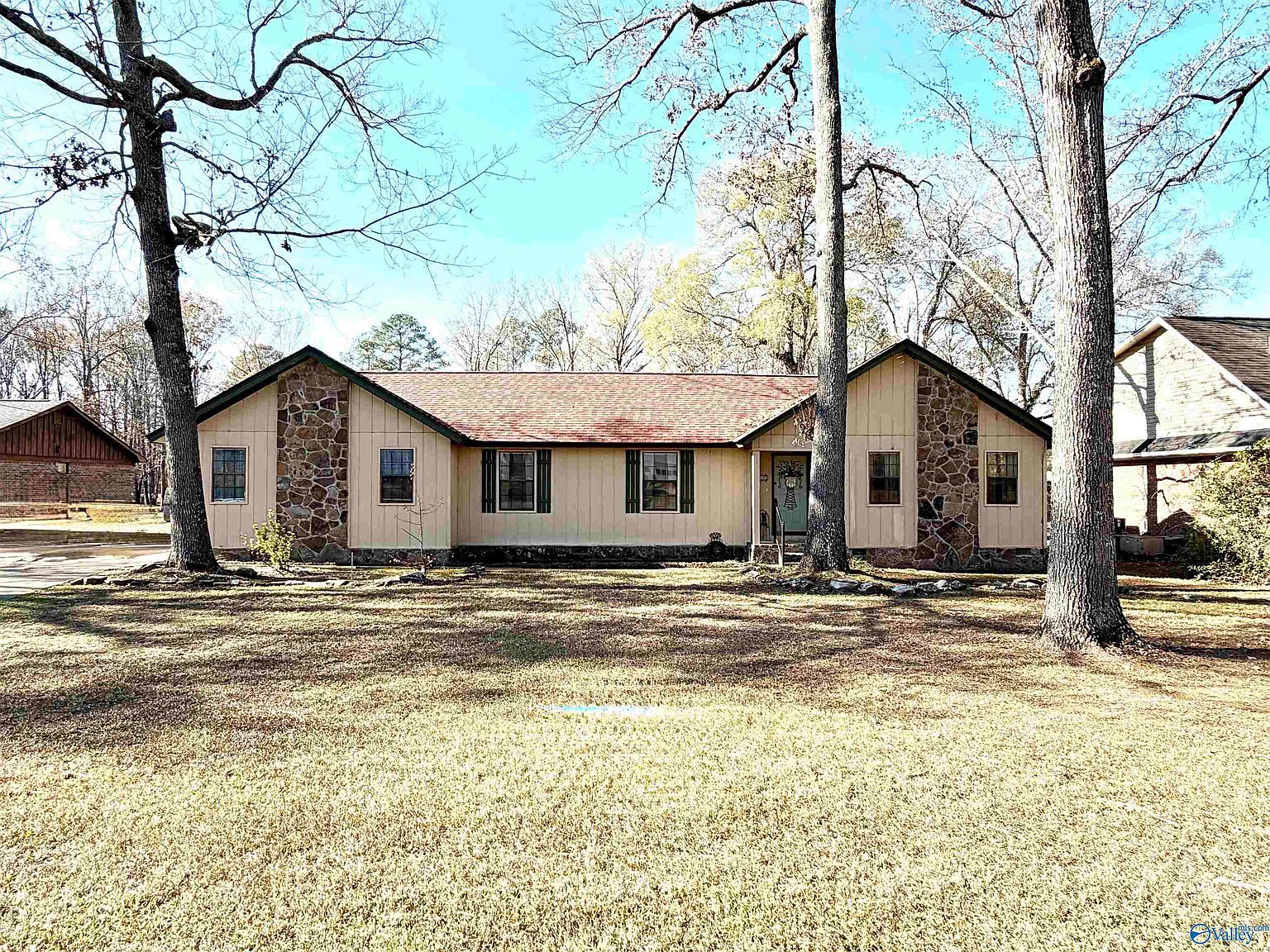 204 Seville Ln Rainbow City, AL 35906 - Thumbnail 3