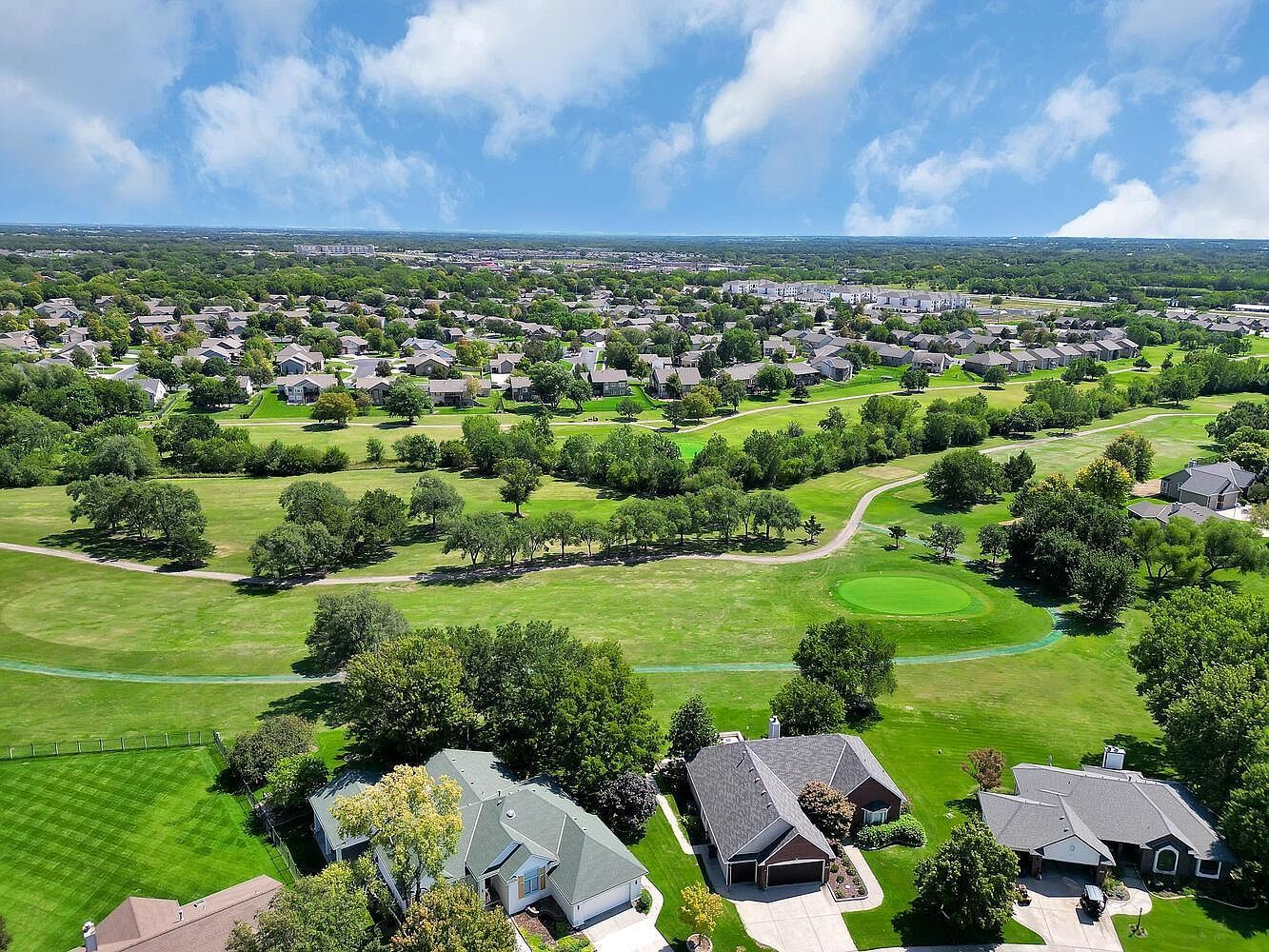 114 S Lakeside Dr Andover, KS 67002 - Thumbnail 3