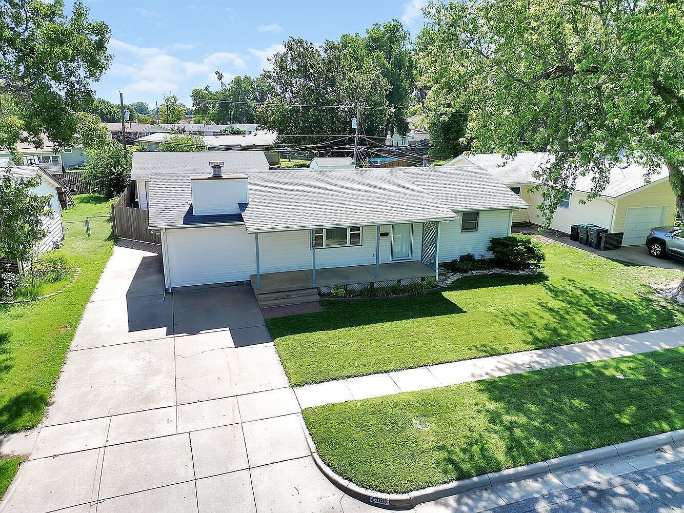 2460 S Bennett Ave Wichita, KS 67217 - Thumbnail 3