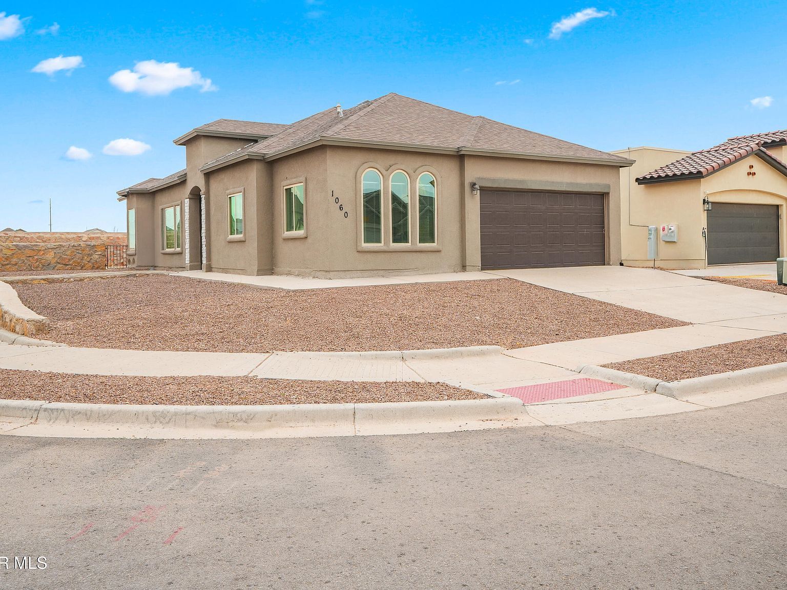 1060 Summer Rain St El Paso, TX 79928 - Thumbnail 3