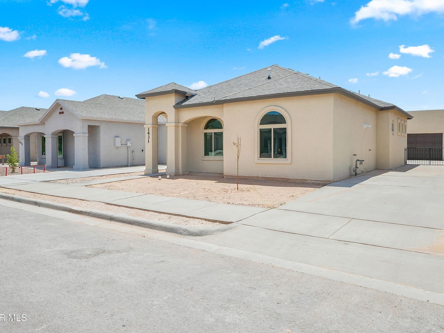 14312 Chris Zingo Ln Horizon City, TX 79928 - Thumbnail 3