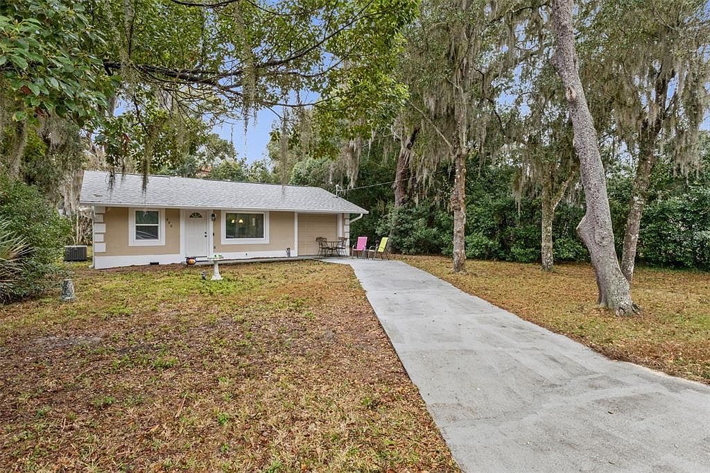 690 E Jackson Ave Mount Dora, FL 32757 - Thumbnail 3
