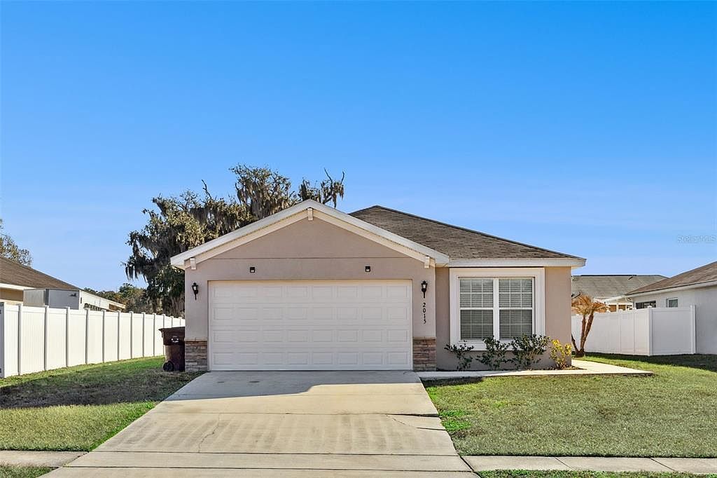 2015 Orange Ave Saint Cloud, FL 34769 - Thumbnail 3