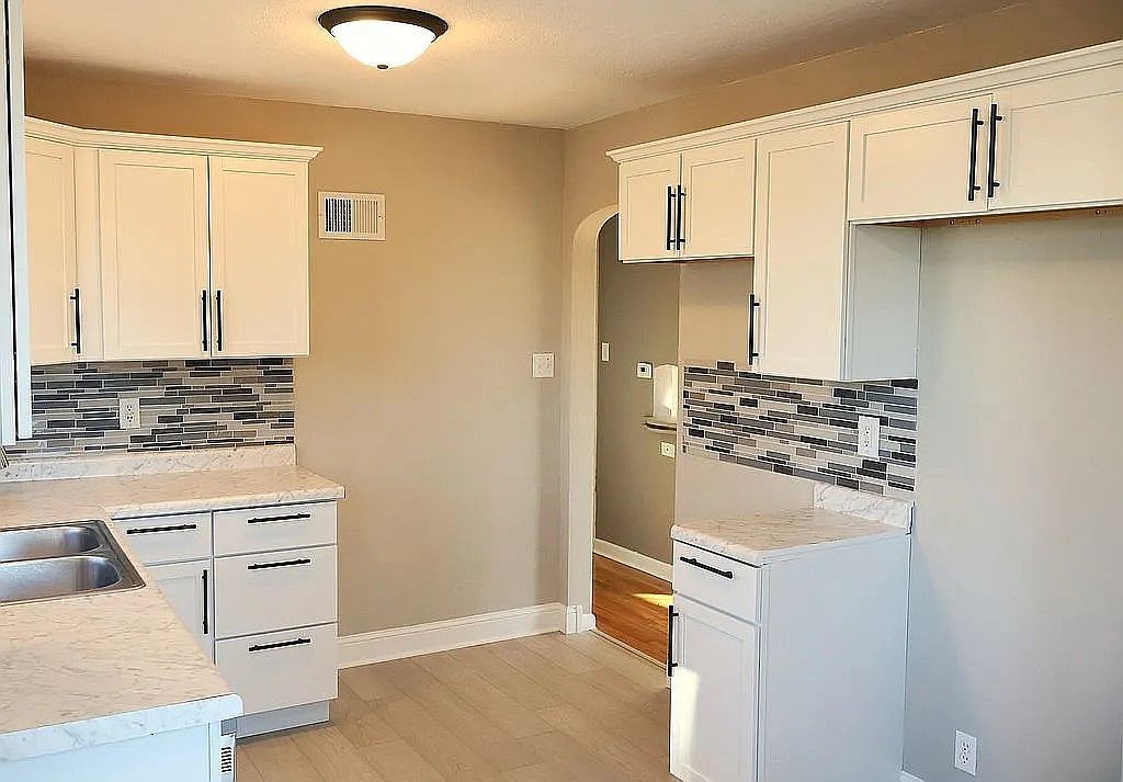 3200 Mound Ave SE Cedar Rapids, IA 52403 - Thumbnail 3