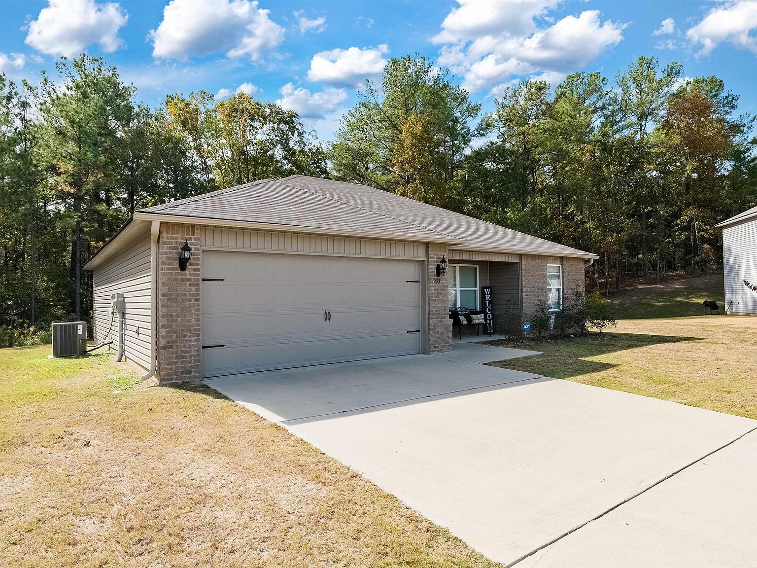 253 Stonebriar Dr Calera, AL 35040 - Thumbnail 3