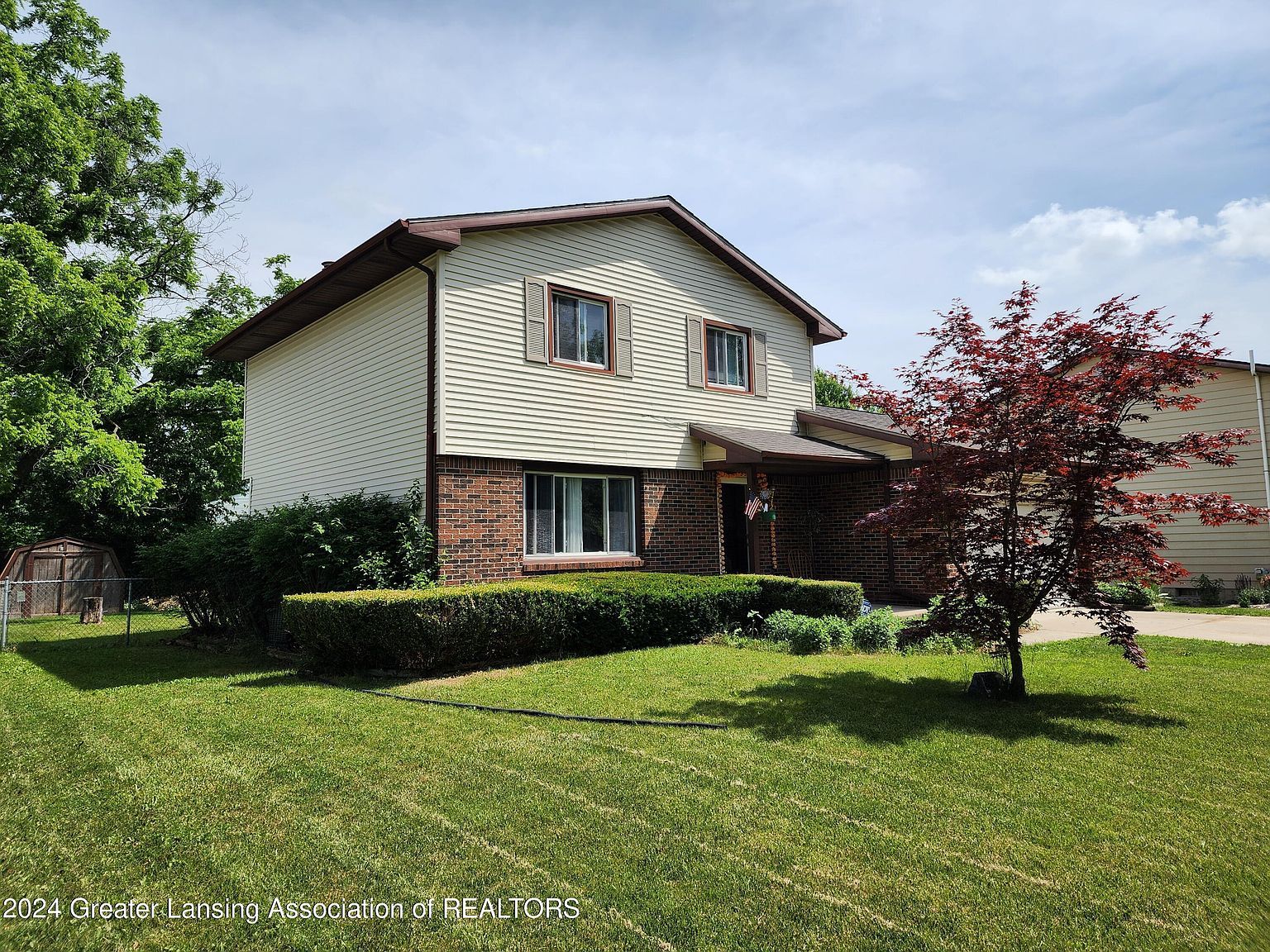 3116 Colchester Rd Lansing, MI 48906 - Thumbnail 3