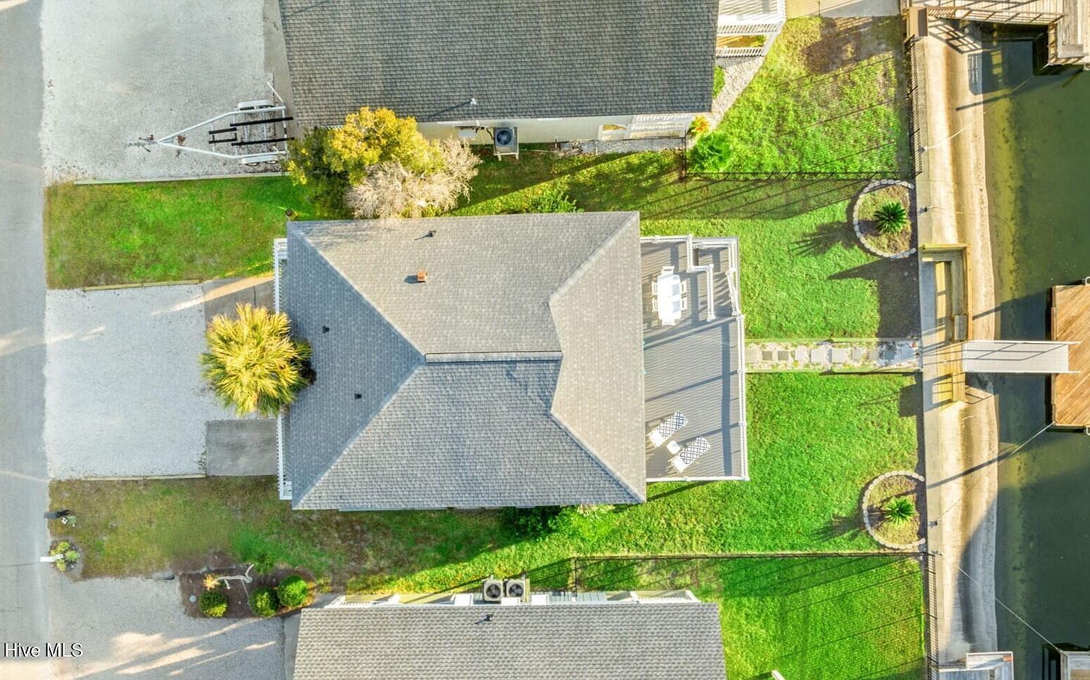 23 Richmond St Ocean Isle Beach, NC 28469 - Thumbnail 3