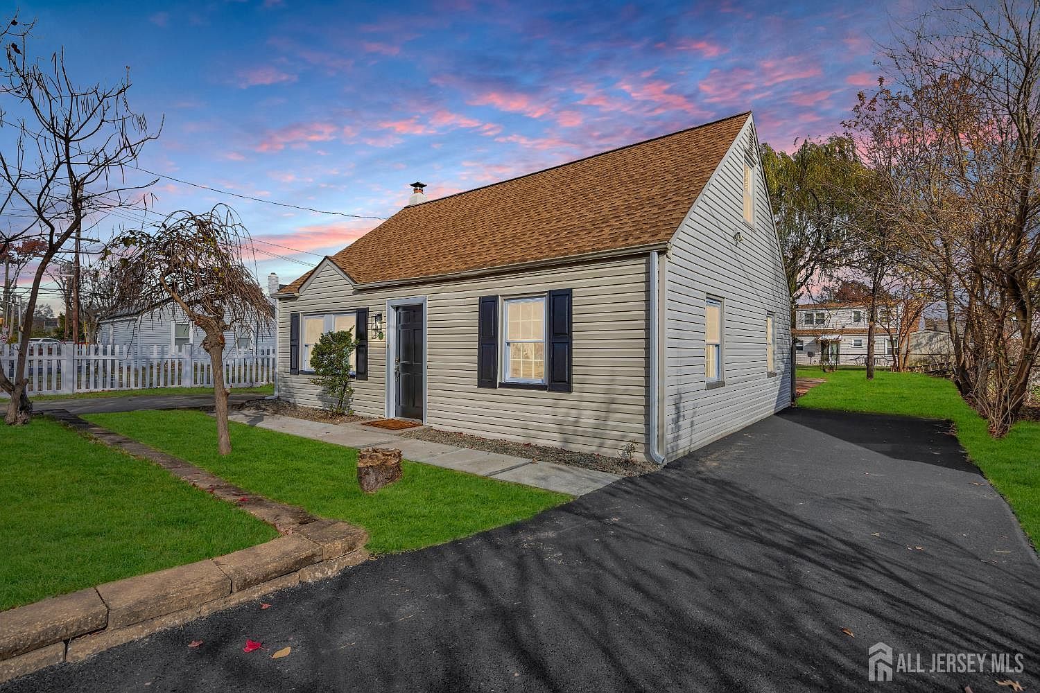 11 N Randolphville Rd Piscataway, NJ 08854 - Thumbnail 3