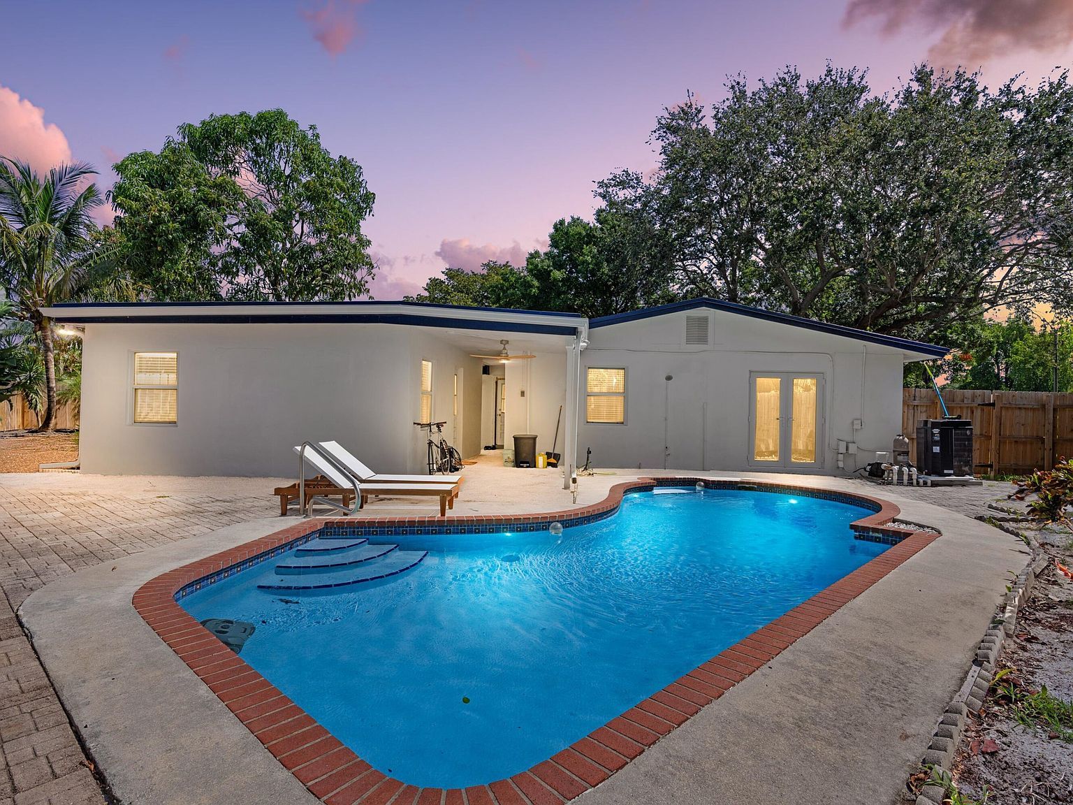1517 NW 12th Ave Fort Lauderdale, FL 33311 - Thumbnail 3