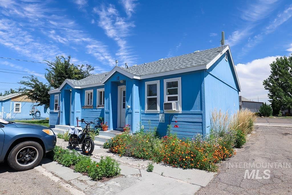 124 NW 4th Ave Ontario, OR 97914 - Thumbnail 3