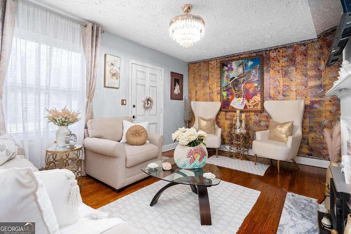 1776 Fairway Hill Dr Atlanta, GA 30317 - Thumbnail 3