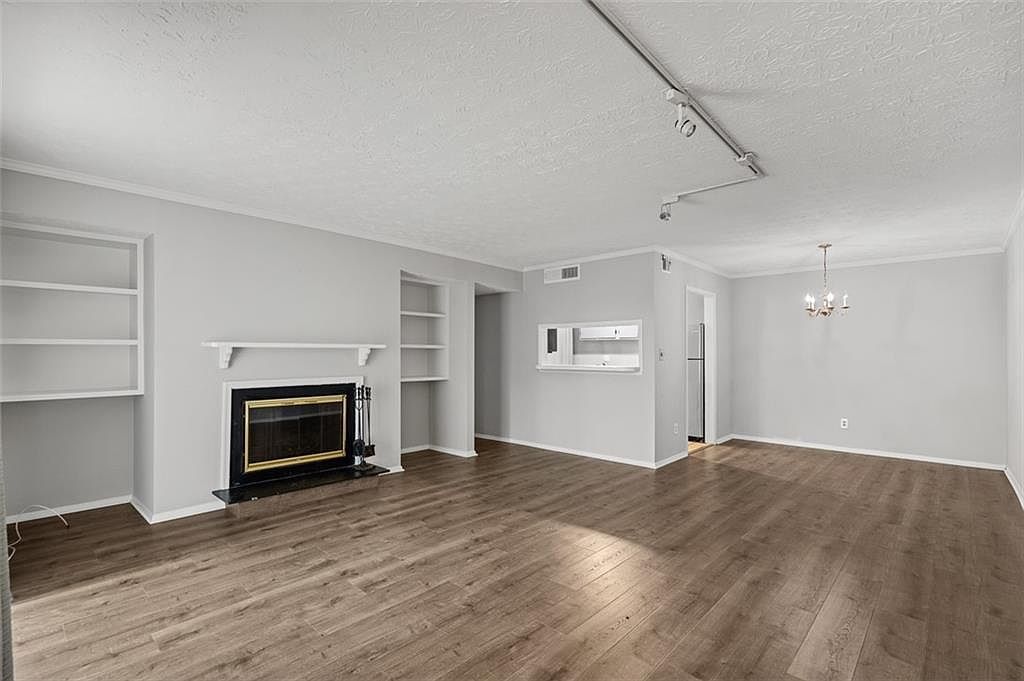 219 Smokerise Cir SE Marietta, GA 30067 - Thumbnail 3