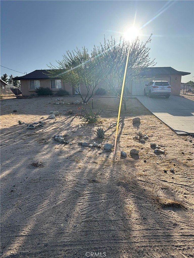 8960 Buckthorn Ave Hesperia, CA 92345 - Thumbnail 3