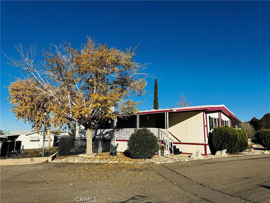 13393 Mariposa Rd SPC 281 Victorville, CA 92395 - Thumbnail 3